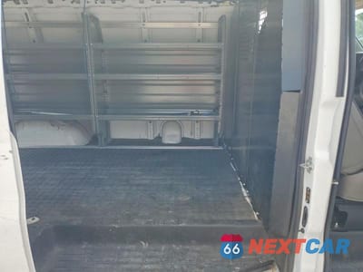 Zdjęcie 11 z 14 samochodu: 2021 GMC SAVANA G2500 VIN:1GTW7AFP3M1307159 - miniatura