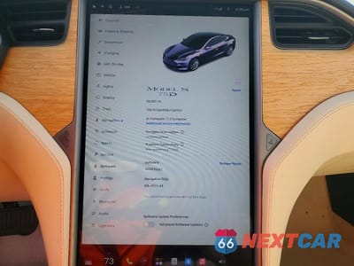 Zdjęcie 9 z 12 samochodu: 2018 TESLA MODEL S VIN:5YJSA1E26JF297011 - miniatura