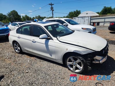 Czwarte zdjęcie samochodu z boku: 2013 BMW 328 XI SULEV VIN:WBA3B5C53DF595776 - miniatura