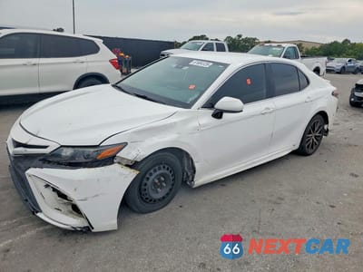 2021 TOYOTA CAMRY SE 4T1G11AK1MU530859 - główne zdjęcie licytacji z USA - miniatura