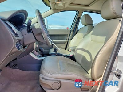 Zdjęcie 7 z 12 samochodu: 2010 FORD FOCUS SEL VIN:1FAHP3HN5AW260933 - miniatura