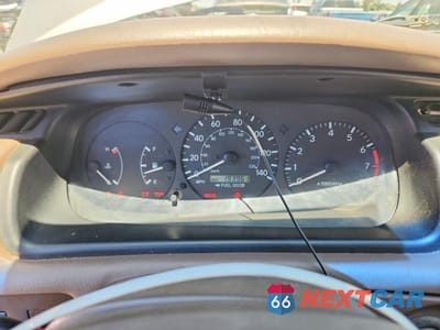 Zdjęcie 9 z 12 samochodu: 2000 TOYOTA CAMRY CE VIN:4T1BG22K9YU670547 - miniatura
