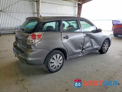 Trzecie zdjęcie samochodu z tyłu: 2008 TOYOTA MATRIX BASE VIN:2T1KR32E88C713853 - miniatura
