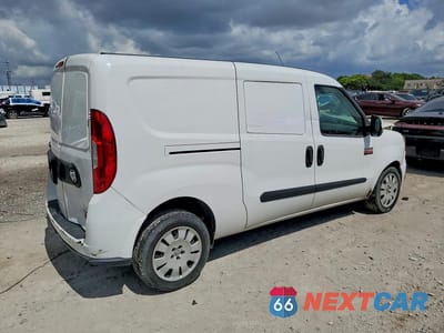 Trzecie zdjęcie samochodu z tyłu: 2016 RAM PROMASTER CITY SLT VIN:ZFBERFBT4G6C23936 - miniatura