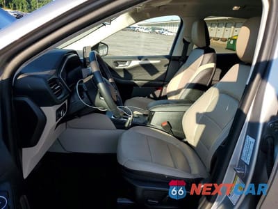 Zdjęcie 7 z 13 samochodu: 2022 FORD ESCAPE SEL VIN:1FMCU0KZ9NUB98294 - miniatura