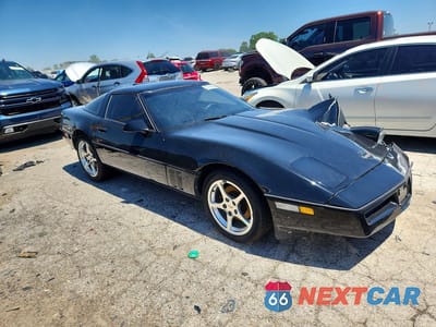 Czwarte zdjęcie samochodu z boku: 1990 CHEVROLET CORVETTE VIN:1G1YY2389L5112224 - miniatura