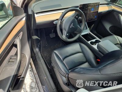 Zdjęcie 8 z 13 samochodu: 2023 TESLA MODEL Y VIN:7SAYGDED0PF933946 - miniatura