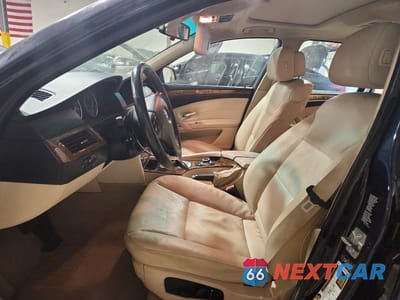 Zdjęcie 7 z 12 samochodu: 2010 BMW 528 XI VIN:WBANV1C58AC389357 - miniatura