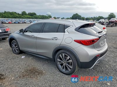 Drugie zdjęcie samochodu z przodu: 2017 INFINITI QX30 PREMIUM VIN:SJKCH5CR2HA016197 - miniatura