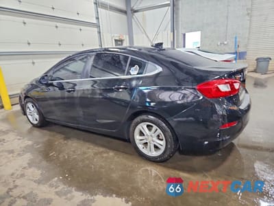 Drugie zdjęcie samochodu z przodu: 2016 CHEVROLET CRUZE LT VIN:1G1BE5SM9G7319771 - miniatura
