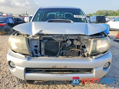 Piąte zdjęcie samochodu w środku: 2010 TOYOTA TACOMA DOUBLE CAB PRERUNNER VIN:3TMJU4GN0AM098057 - miniatura