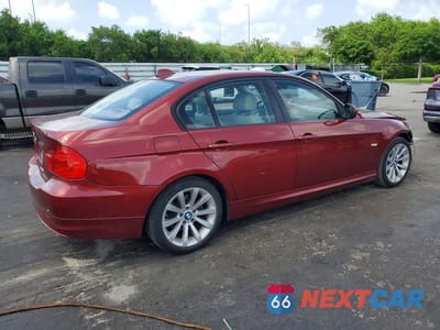 Trzecie zdjęcie samochodu z tyłu: 2011 BMW 328 I VIN:WBAPH7G55BNM58413 - miniatura