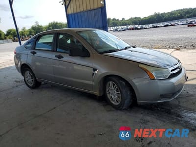 Czwarte zdjęcie samochodu z boku: 2008 FORD FOCUS SE VIN:1FAHP35N08W256576 - miniatura