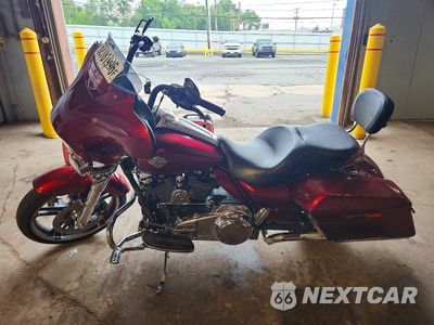 Trzecie zdjęcie samochodu z tyłu: 2017 HARLEY-DAVIDSON FLHX STREET GLIDE VIN:1HD1KBC16HB629968 - miniatura