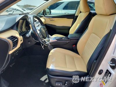 Zdjęcie 7 z 14 samochodu: 2017 LEXUS NX 200T BASE VIN:JTJYARBZXH2056735 - miniatura