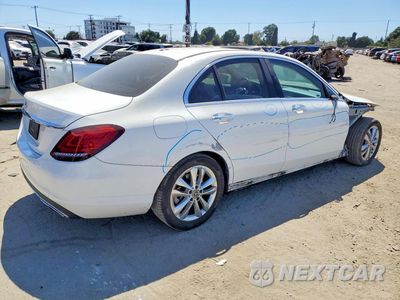 Trzecie zdjęcie samochodu z tyłu: 2019 MERCEDES-BENZ C 300 VIN:55SWF8DBXKU284081 - miniatura