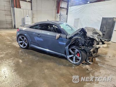 Czwarte zdjęcie samochodu z boku: 2016 AUDI TTS VIN:TRUC1AFV2G1033109 - miniatura