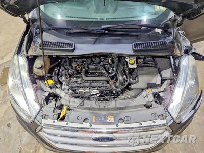 Zdjęcie 12 z 13 samochodu: 2019 FORD ESCAPE SE VIN:1FMCU9GD5KUB09480 - miniatura