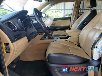 Zdjęcie 7 z 12 samochodu: 2018 KIA SEDONA LX VIN:KNDMB5C13J6400596 - miniatura