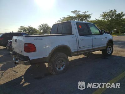 Trzecie zdjęcie samochodu z tyłu: 2001 FORD F150 SUPERCREW VIN:1FTRW08L41KF49131 - miniatura
