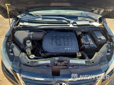 Zdjęcie 11 z 13 samochodu: 2011 VOLKSWAGEN ROUTAN S VIN:2V4RW4DGXBR803191 - miniatura