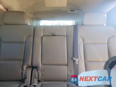 Zdjęcie 10 z 13 samochodu: 2019 GMC YUKON XL K1500 SLT VIN:1GKS2GKC2KR307708 - miniatura