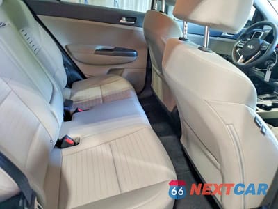 Zdjęcie 11 z 14 samochodu: 2020 KIA SPORTAGE LX VIN:KNDPM3AC0L7768974 - miniatura