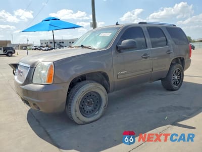 2013 GMC YUKON SLE 1GKS1AE01DR337576 - główne zdjęcie licytacji z USA - miniatura