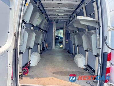 Zdjęcie 6 z 10 samochodu: 2011 MERCEDES-BENZ SPRINTER 2500 VIN:WD3PE8CB0B5576599 - miniatura