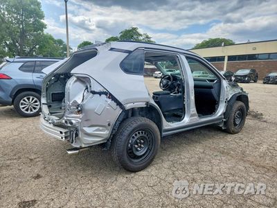 Trzecie zdjęcie samochodu z tyłu: 2024 TOYOTA RAV4 XLE PREMIUM VIN:4T3B6RFV6RU151870 - miniatura