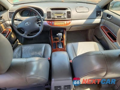 Zdjęcie 8 z 12 samochodu: 2002 TOYOTA CAMRY XLE V6 VIN:4T1BF30K32U526902 - miniatura