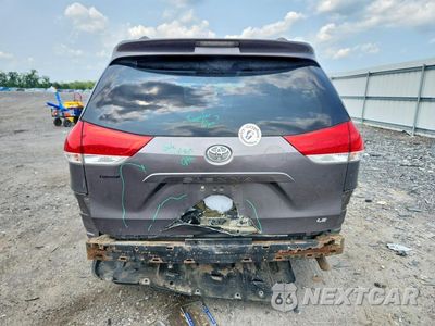 Zdjęcie 6 z 13 samochodu: 2014 TOYOTA SIENNA LE VIN:5TDKK3DC6ES421878 - miniatura