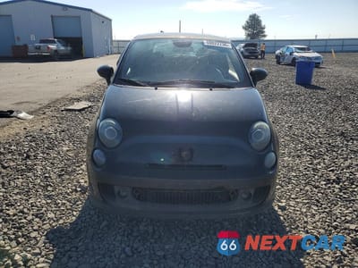 Piąte zdjęcie samochodu w środku: 2015 FIAT 500 SPORT VIN:3C3CFFHH9FT586223 - miniatura