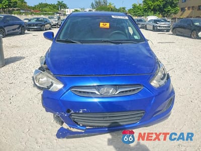 Piąte zdjęcie samochodu w środku: 2013 HYUNDAI ACCENT GLS VIN:KMHCT4AE3DU529183 - miniatura