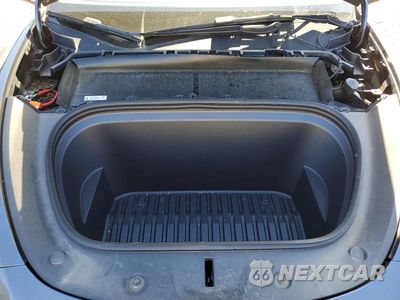 Zdjęcie 11 z 13 samochodu: 2023 TESLA MODEL Y VIN:7SAYGDEEXPF607774 - miniatura