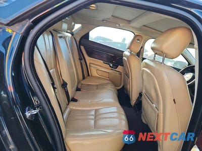 Zdjęcie 10 z 12 samochodu: 2013 JAGUAR XJ VIN:SAJWA1C72D8V52873 - miniatura