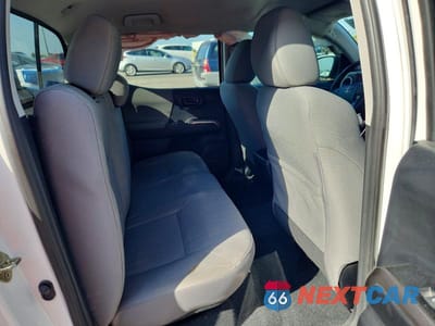 Zdjęcie 10 z 13 samochodu: 2018 TOYOTA TACOMA SR5 V6 VIN:3TMAZ5CN9JM075552 - miniatura
