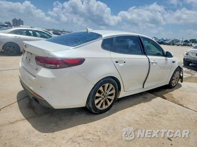 Trzecie zdjęcie samochodu z tyłu: 2018 KIA OPTIMA S VIN:5XXGT4L3XJG185287 - miniatura