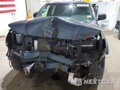 Piąte zdjęcie samochodu w środku: 2009 TOYOTA TACOMA V6 VIN:3TMLU42N99M022641 - miniatura