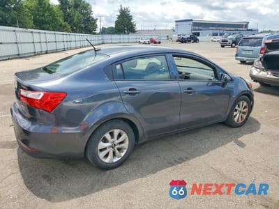 Trzecie zdjęcie samochodu z tyłu: 2016 KIA RIO EX VIN:KNADN4A30G6630480 - miniatura