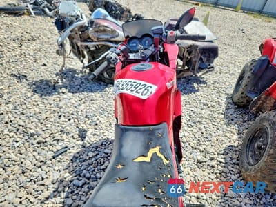 Zdjęcie 6 z 9 samochodu: 2007 KAWASAKI EX250 F VIN:JKAEXMF187DA36043 - miniatura