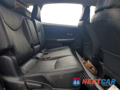 Zdjęcie 11 z 13 samochodu: 2017 TOYOTA PRIUS V FOUR VIN:JTDZN3EUXHJ057866 - miniatura