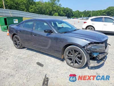 Czwarte zdjęcie samochodu z boku: 2018 DODGE CHARGER SXT VIN:2C3CDXBG2JH336710 - miniatura
