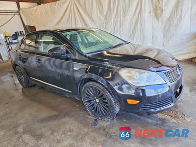 Czwarte zdjęcie samochodu z boku: 2012 SUZUKI KIZASHI SE VIN:JS2RF9A3XC6101119 - miniatura