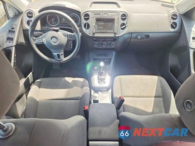 Zdjęcie 8 z 13 samochodu: 2018 VOLKSWAGEN TIGUAN LIMITED VIN:WVGBV7AX5JK005078 - miniatura