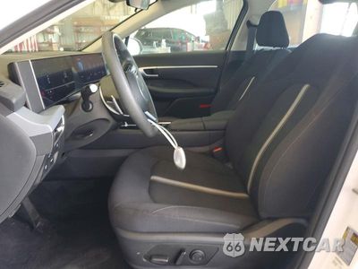 Zdjęcie 7 z 12 samochodu: 2025 HYUNDAI SONATA SEL VIN:KMHL64JA5SA458880 - miniatura