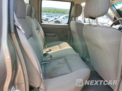 Zdjęcie 10 z 12 samochodu: 2004 NISSAN FRONTIER CREW CAB XE V6 VIN:1N6ED29Y64C474731 - miniatura