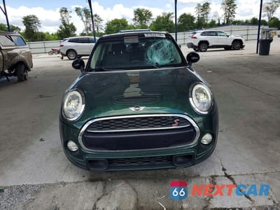 Piąte zdjęcie samochodu w środku: 2018 MINI COOPER S VIN:WMWXU3C5XJ2F51358 - miniatura
