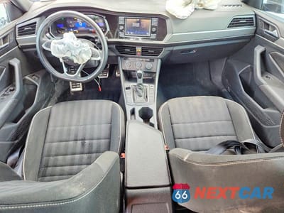 Zdjęcie 8 z 12 samochodu: 2024 VOLKSWAGEN JETTA SPORT VIN:3VWBM7BUXRM000424 - miniatura
