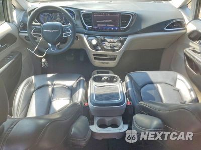 Zdjęcie 8 z 13 samochodu: 2023 CHRYSLER PACIFICA TOURING L VIN:2C4RC1BG6PR531024 - miniatura